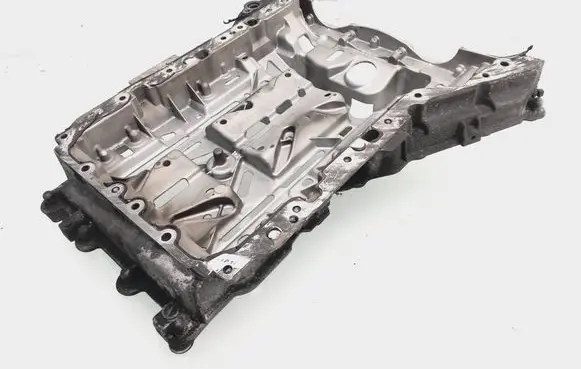 Mercedes-Benz C W204 Oil sump A6510140200