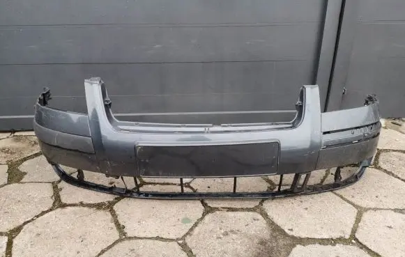 Volkswagen PASSAT B5.5 Front bumper 3B0807217K