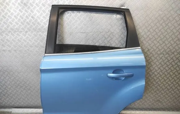 Ford Kuga I Rear door