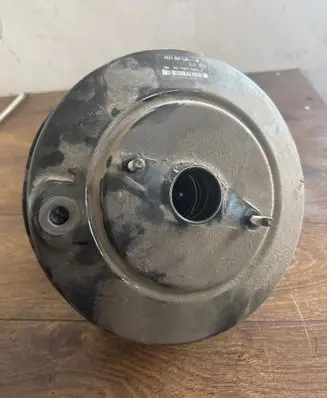 Renault Master III Brake booster 472100453r