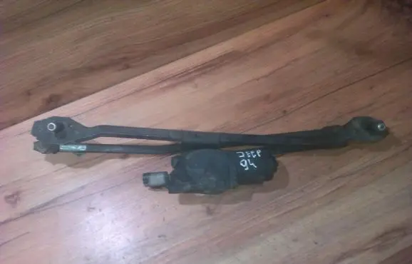 Jeep Grand Cherokee Front wiper linkage and motor
