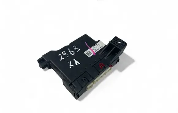 Toyota Yaris Other control units/modules 886500D400