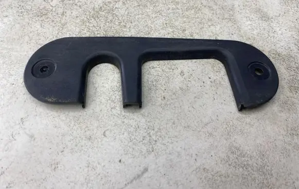 Audi A3 S3 8L Tailgate/trunk/boot hinge 8D9827280A