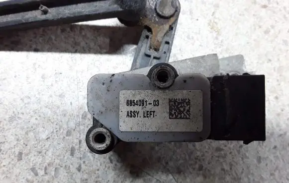 BMW X5 F15 Headlight/headlamp level sensor 6854091