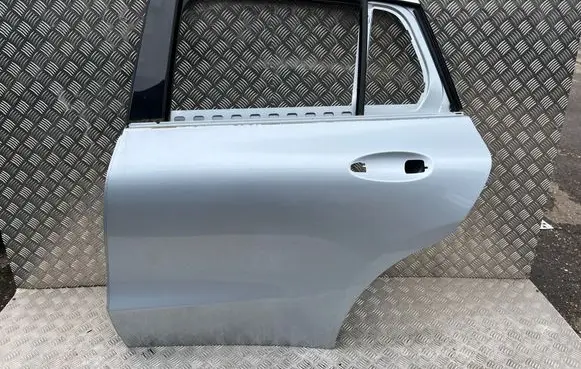 Mercedes-Benz EQC Rear door