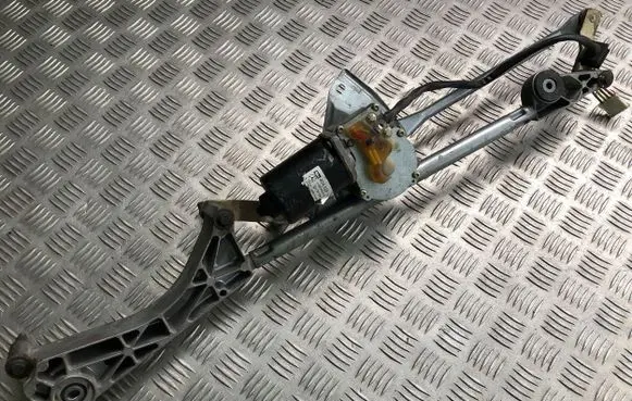 Mercedes-Benz C W203 Front wiper linkage and motor A2038200342 404518 3072C