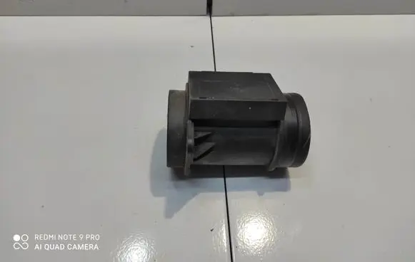Audi A4 S4 B5 8D Mass air flow meter 1080113 PBTGFM40