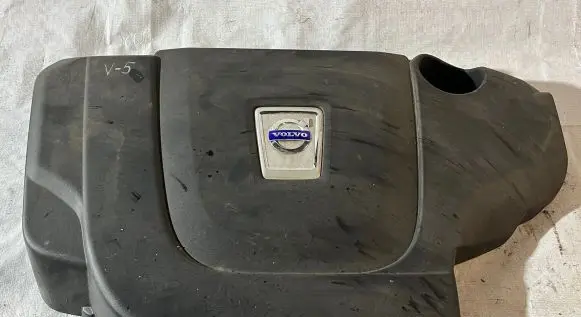 Volvo XC70 Engine cover (trim) 31319190 31310191