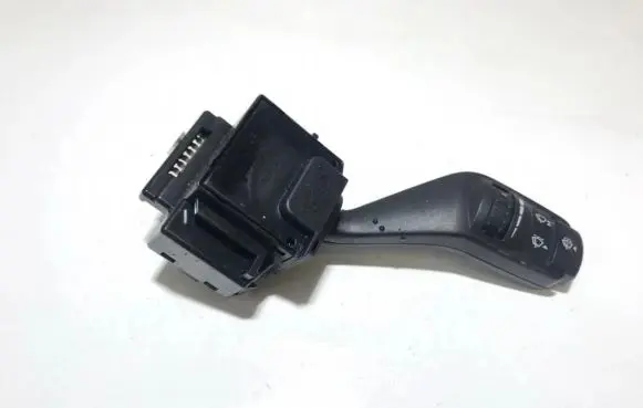 Ford Focus Wiper control stalk 17d364a 19d9402
