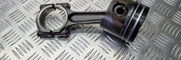 Citroen Berlingo Piston with connecting rod