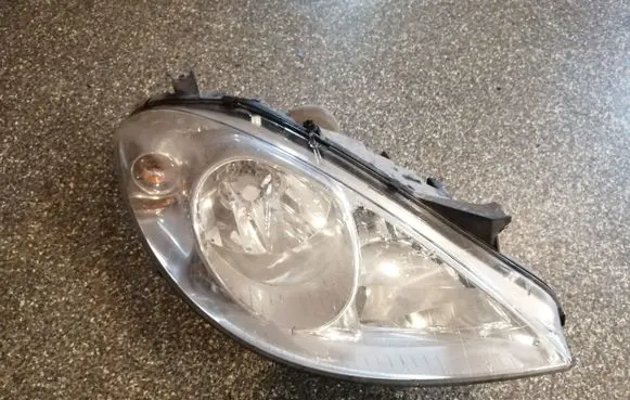 Mercedes-Benz A W169 Headlight/headlamp A1698200261