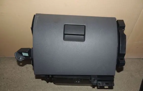 Ford C-MAX I Glove box set 2S61A06157AA MK5886A