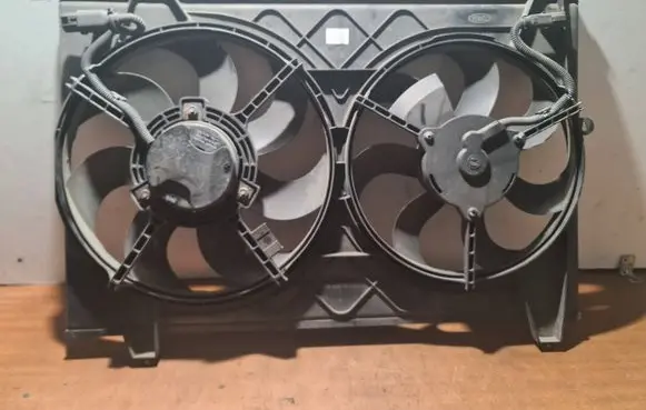 KIA Carens I Electric radiator cooling fan 0K2FA15XXX