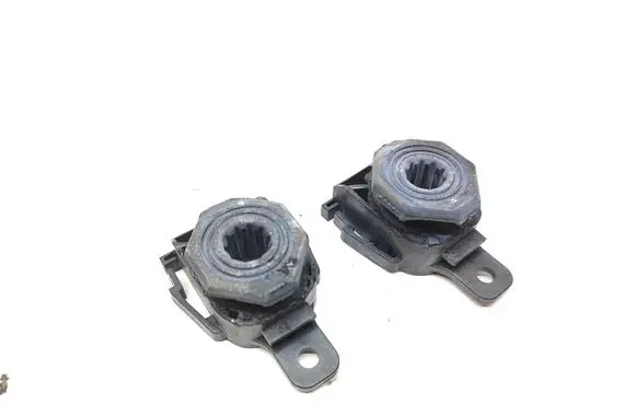 Radiator mount bracket