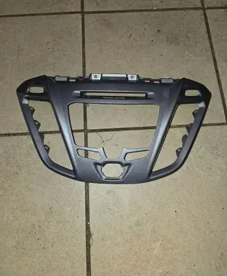 Ford Transit Custom Radio/GPS head unit trim BK21V047A04