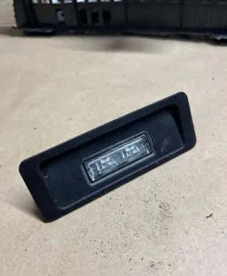 Volvo V40 Number plate light 31352526