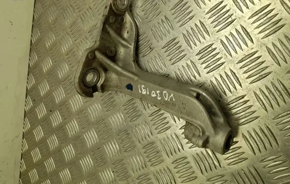 Audi A3 8Y EGR valve cooler bracket 548519790R