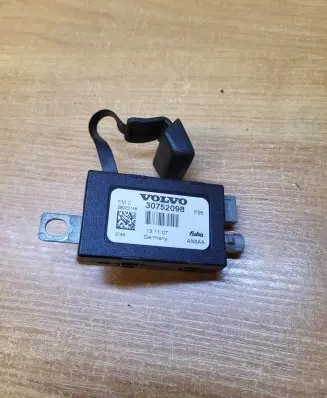 Volvo XC90 Antenna control unit 30752098 28022748