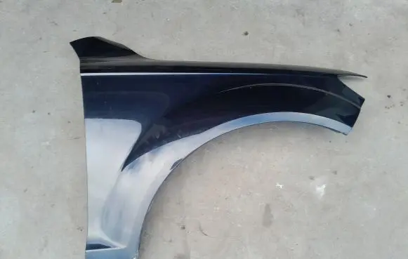 Audi Q7 4L Fender