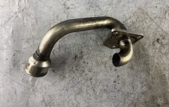 Jeep Grand Cherokee (WK) EGR valve line/pipe/hose Q10626 2006Q10626