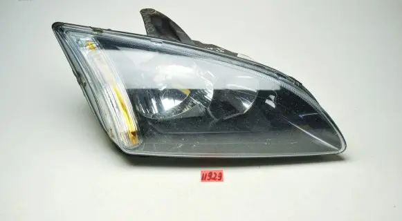 Ford Focus Headlight/headlamp 4M5113W029JD