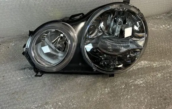 Volkswagen Polo Headlight/headlamp 0301190201 02A04HR 170620