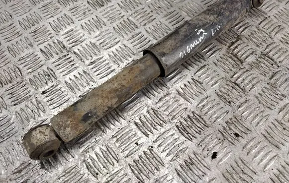 Rear shock absorber/damper