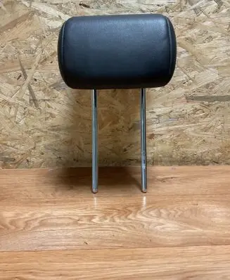 Ford Focus Rear seat headrest