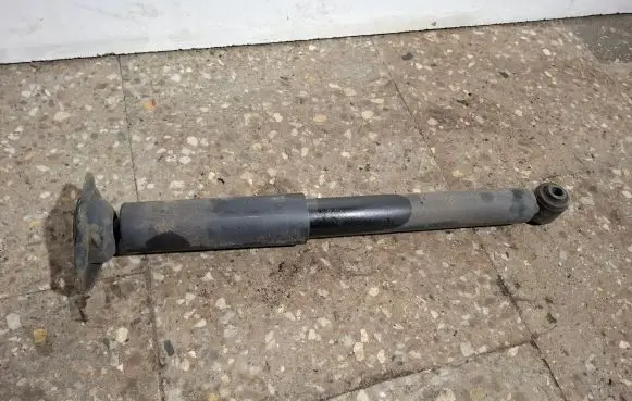 Rear shock absorber/damper
