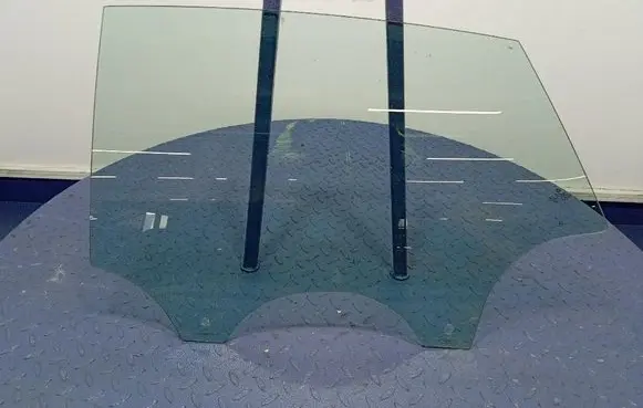 Volkswagen Arteon Rear door window glass 