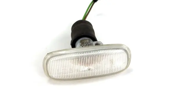 Audi A6 S6 C6 4F Front fender indicator light 4B0949127