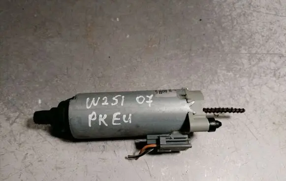 Mercedes-Benz R W251 Seat adjustment motor 0130002622