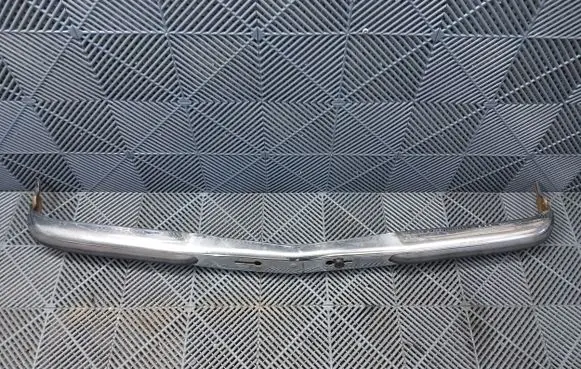 Mercedes-Benz 200 300 W123 Front bumper A1238800680 A1238801270 1238800680