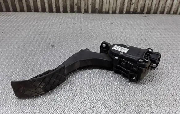 Skoda Fabia Mk1 (6Y) Accelerator throttle pedal 6Q1721503B