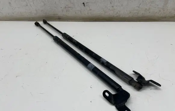 Jeep Cherokee Tailgate/trunk strut/damper 68103072AB