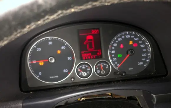 Volkswagen Touran I Speedometer (instrument cluster) 1T0920874A