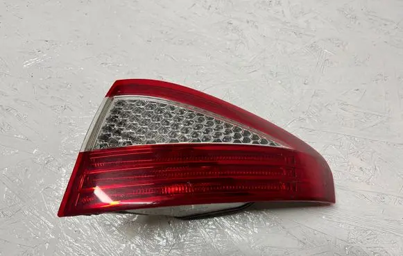 Ford Mondeo MK IV Rear/tail lights 08-431-1973