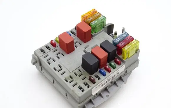 Fiat Punto (188) Fuse box set 46766771