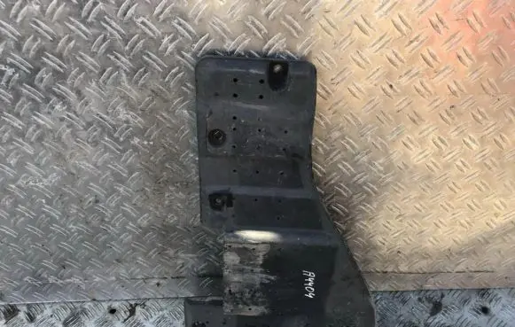 KIA Ceed Engine splash shield/under tray 841781h000 84178-1h000