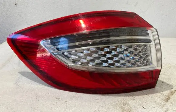 Ford Mondeo MK IV Rear/tail lights B57113405B