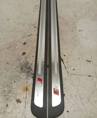 Front sill trim cover