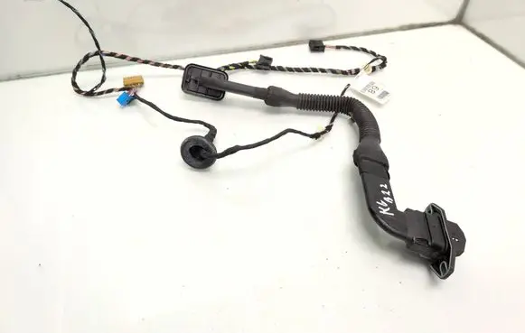 Mercedes-Benz ML W164 Rear door wiring loom 13709768 981577103 2600208