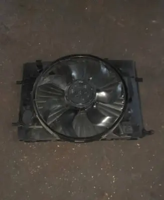 Mercedes-Benz E W213 Radiator cooling fan shroud A0995050000 0130707427 3135104145