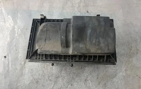 Jeep Patriot Air filter box 04891820AB