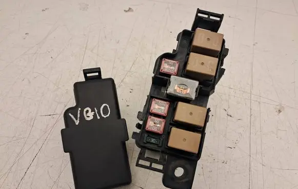 KIA Sportage Fuse box set 150916 150916PDSL500 B1042