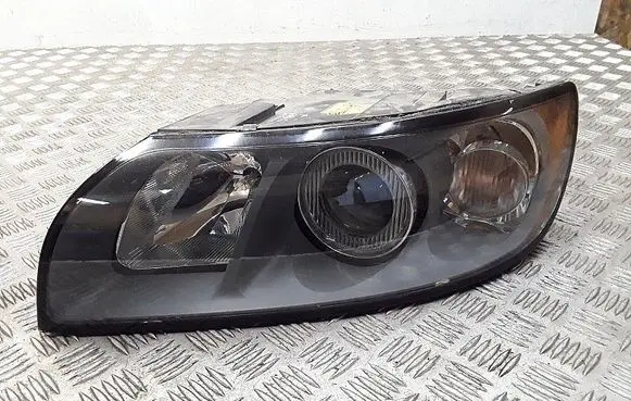 Volvo S40, V40 Headlight/headlamp 30698885