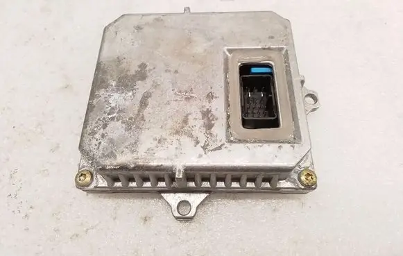 BMW 3 E46 Headlight ballast module Xenon 1307329074