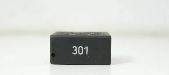Audi A6 S6 C5 4B Other relay 4A0919471