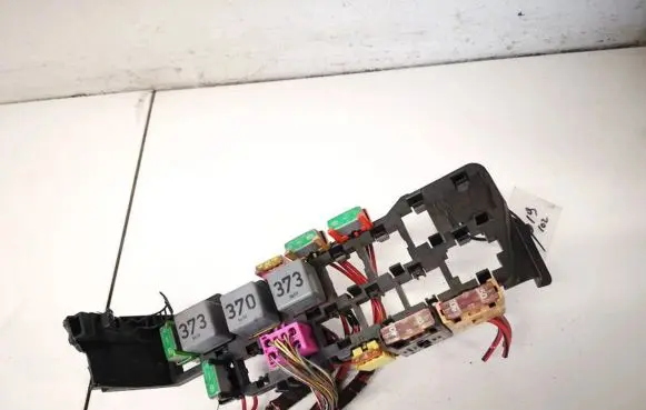 Audi A6 S6 C5 4B Fuse box set 8d1937545