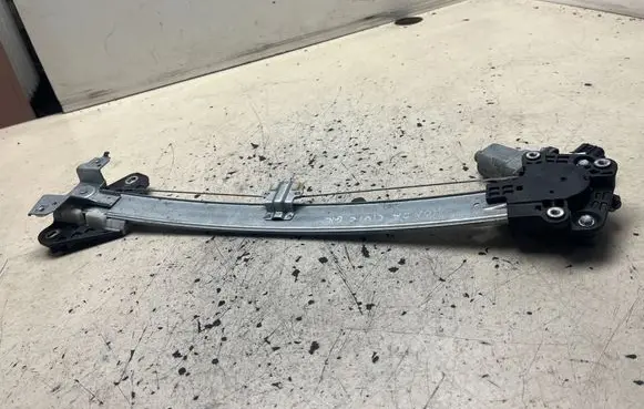 Honda Civic Rear door window regulator with motor 